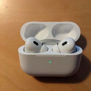 Apple AirPods Pro with MagSafe Charging Case